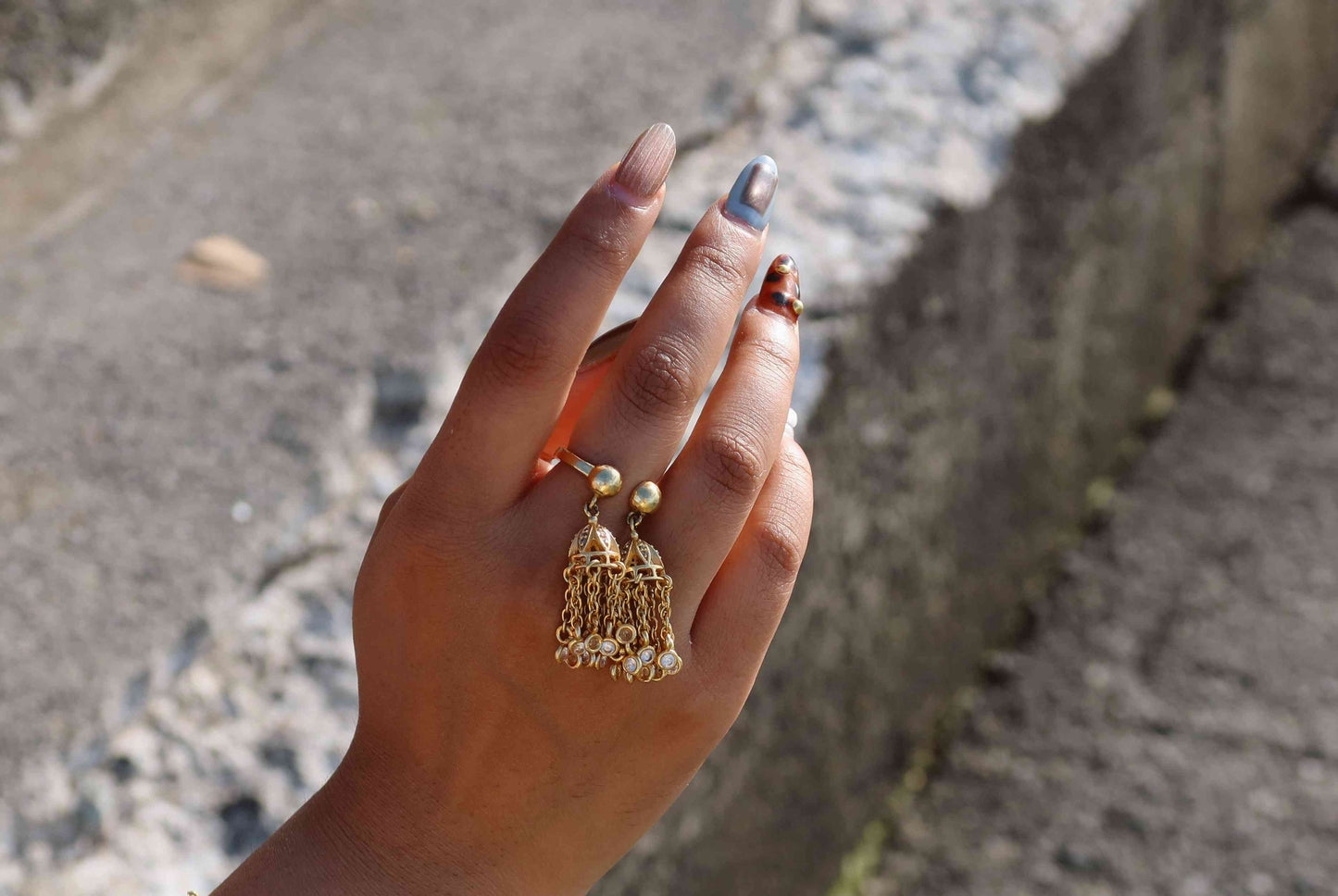 Jhilmil Ring