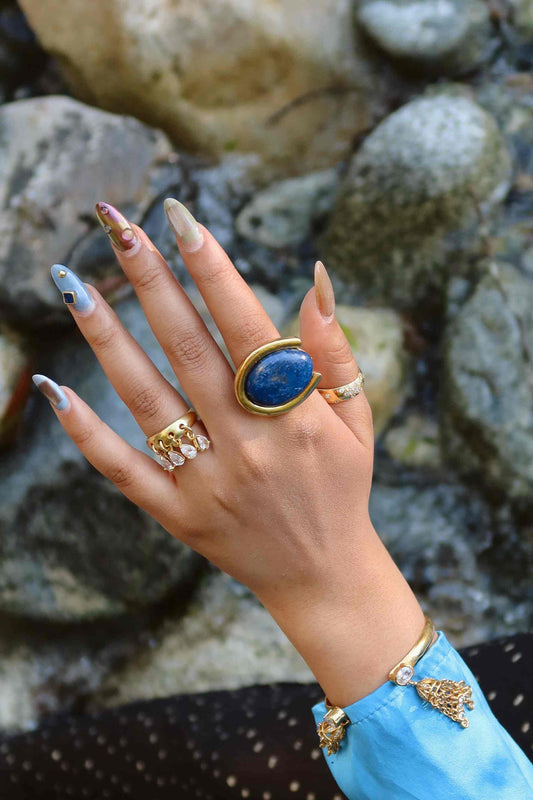Neer Ring